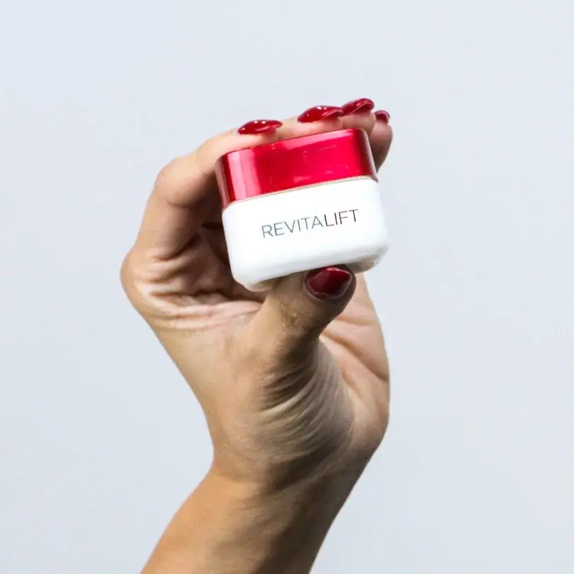 مرطوبکننده ضدچروک لورال شبRevitalift حجم50میل - Image 3